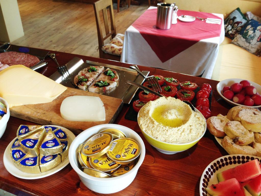 B&B Na Kopecku 捷克布杰约维采 外观 照片